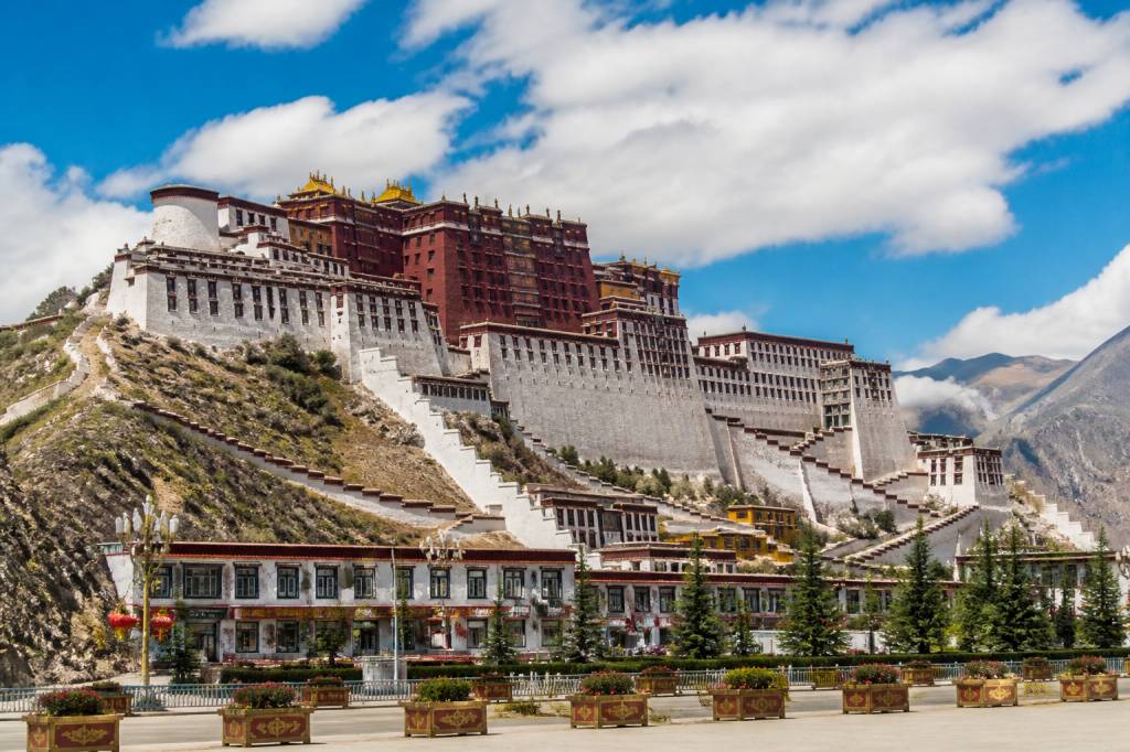 Tibet Lhasa Potala Palace: historia y patrimonio cultural en el techo del mundo