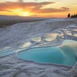 Pamukkale in Turkey: guía para descubrir sus terrazas de travertino y aguas termales